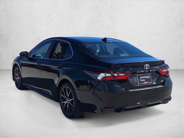 Certified 2021 Toyota Camry SE w/ Convenience Package image 7