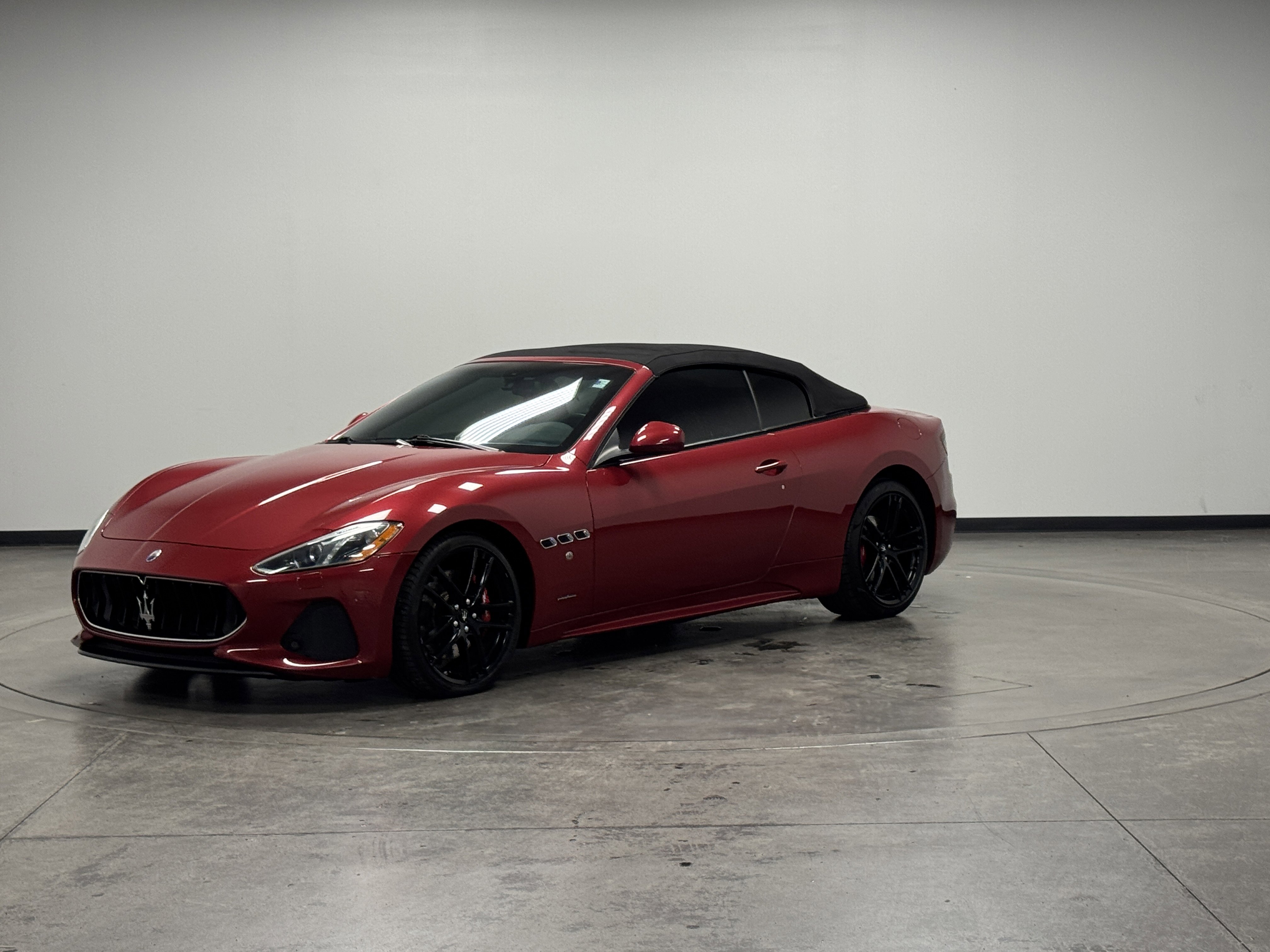 Used 2018 Maserati GranTurismo MC image 4