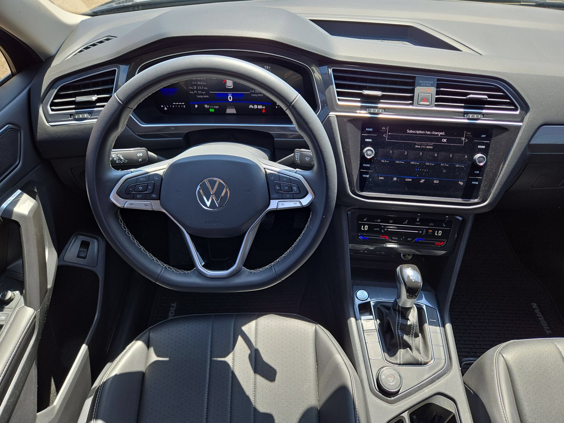 Used 2024 Volkswagen Tiguan SE AWD/4WD image 14