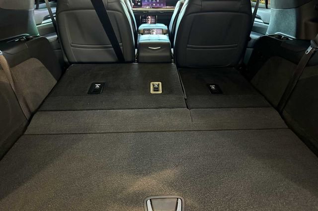 Certified 2025 Cadillac Escalade V image 17