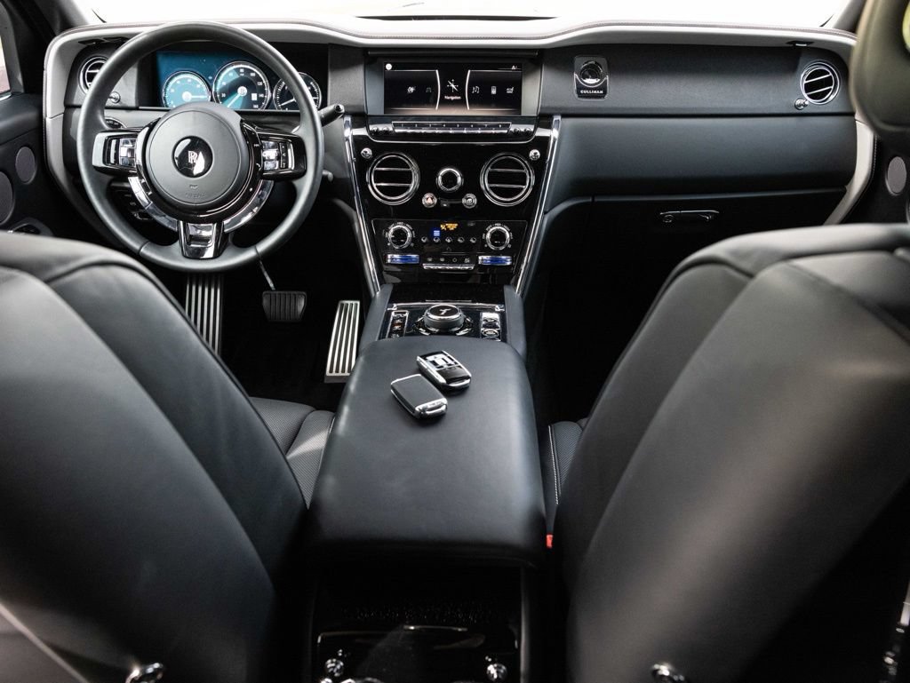 Certified 2021 Rolls-Royce Cullinan AWD/4WD image 49
