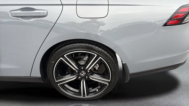 Used 2023 Honda Accord Sport image 35