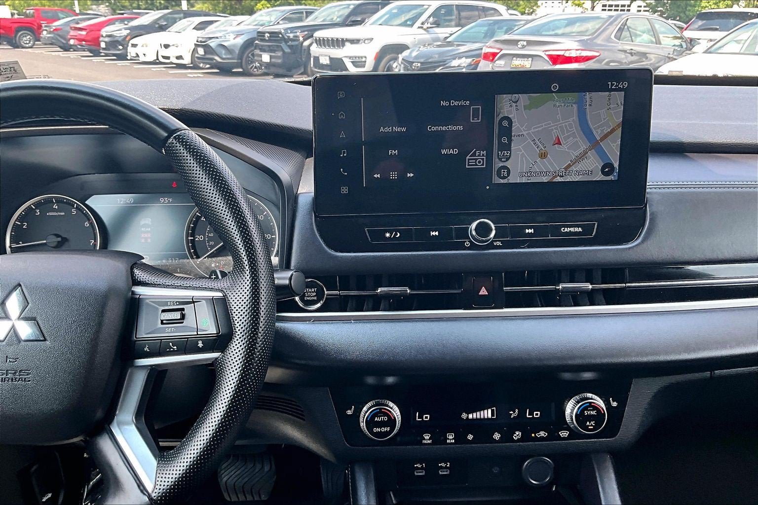 Used 2025 Mitsubishi Outlander SE AWD/4WD image 6
