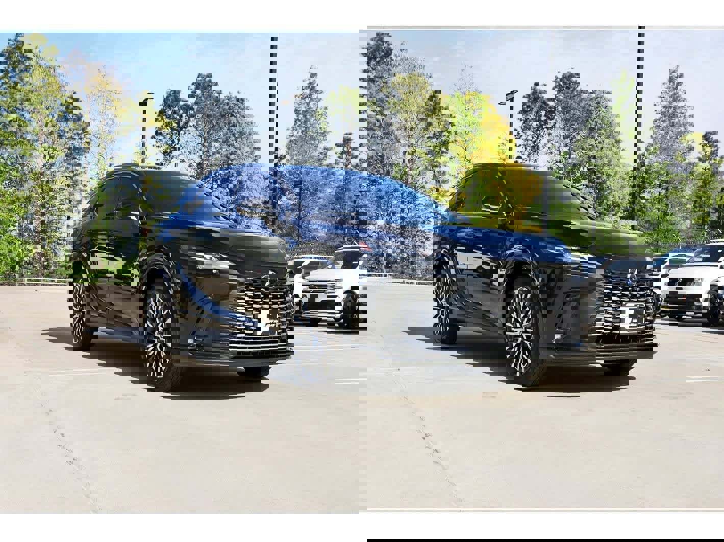 Used 2025 Lexus RX 350 Premium Plus w/ Convenience Package image 4