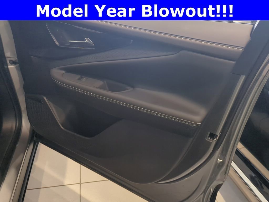 New 2024 Chevrolet Blazer EV LT AWD/4WD image 17