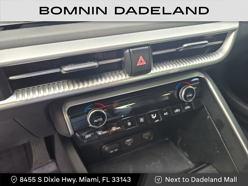 Used 2023 Kia K5 LXS image 24