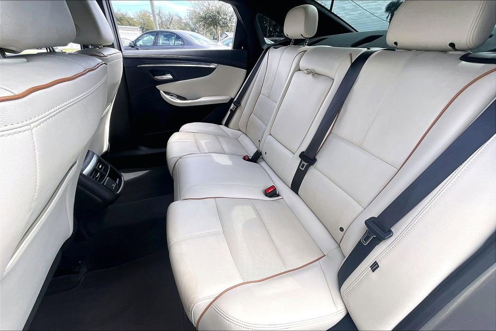 Used 2017 Chevrolet Impala Premier w/ Enhanced Convenience Package image 19