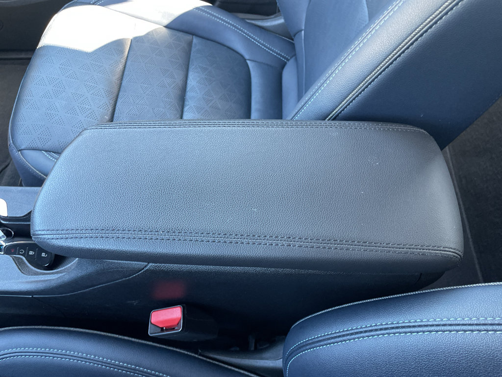 Used 2023 Chevrolet Bolt EUV LT w/ Convenience Package FWD image 33