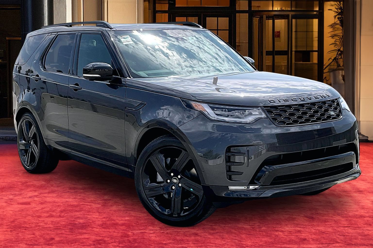 New 2026 Land Rover Discovery Dynamic SE AWD/4WD image 23