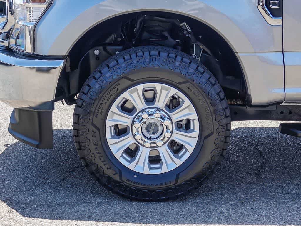 Used 2020 Ford F250 XL w/ STX Appearance Package AWD/4WD image 10
