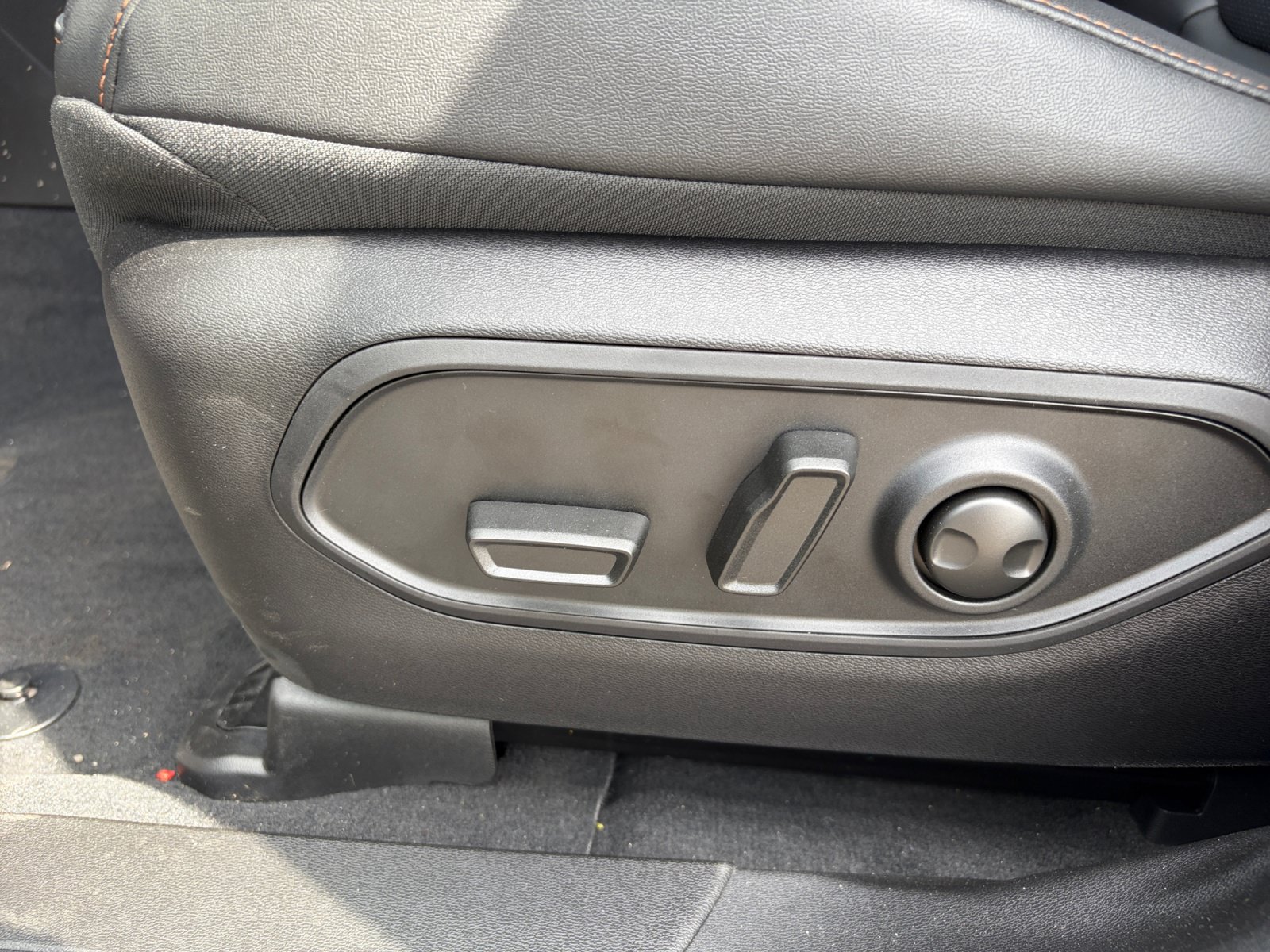 New 2026 Jeep Cherokee Limited AWD/4WD image 18
