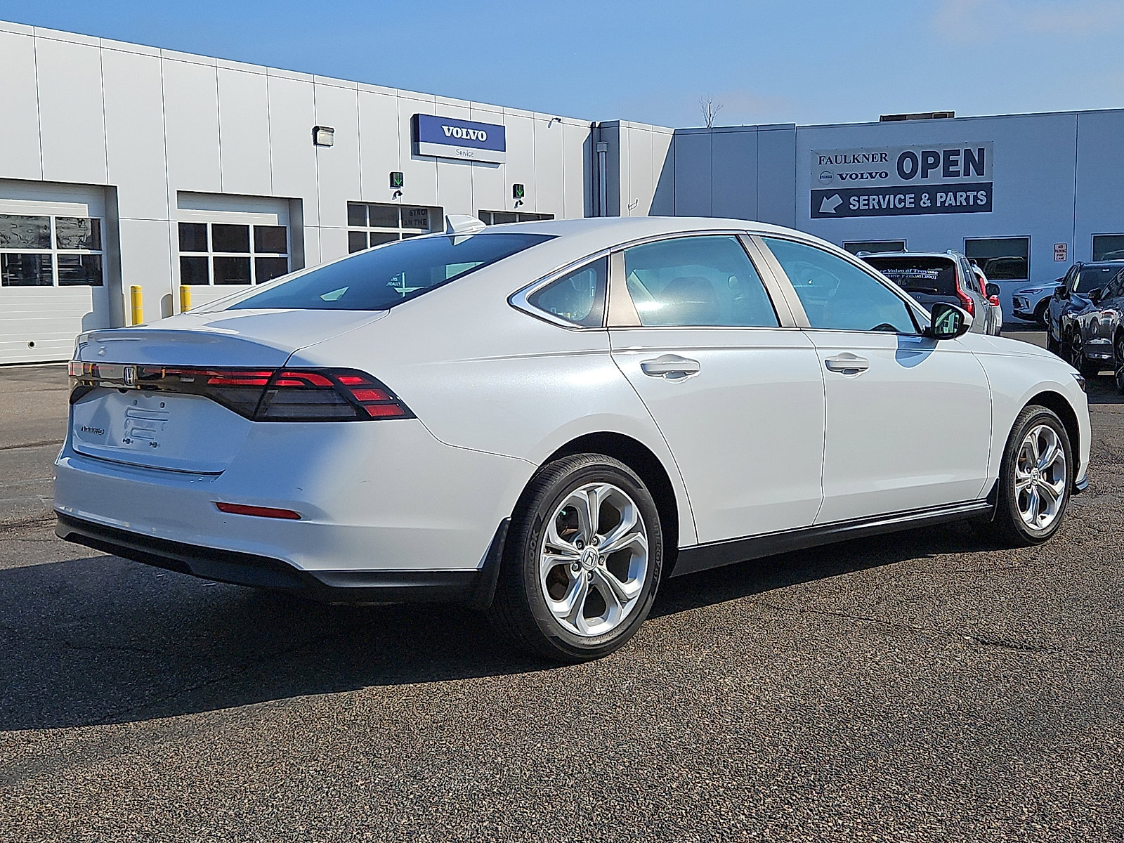 Used 2023 Honda Accord LX image 6