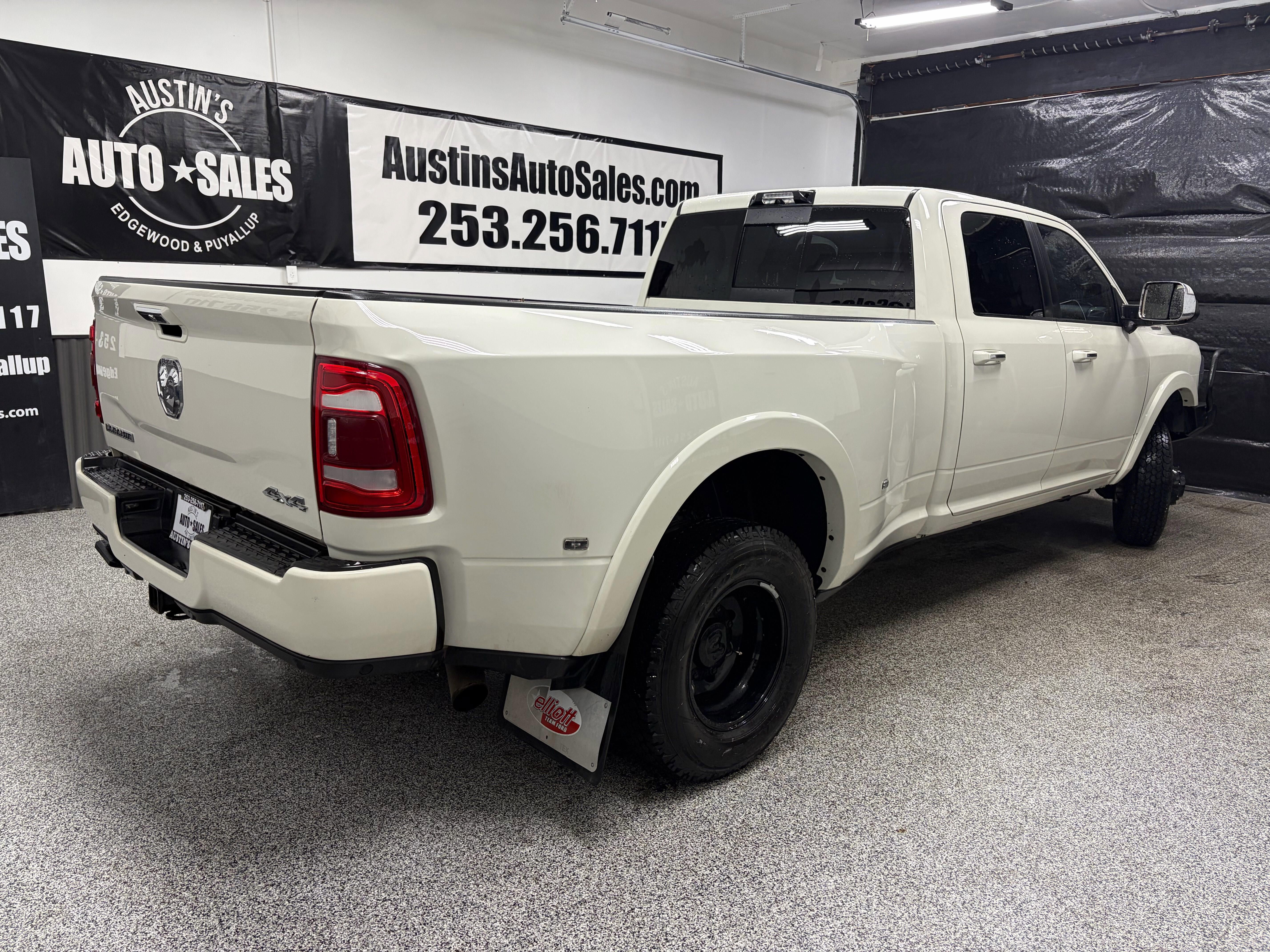 Used 2022 RAM 3500 Laramie image 3