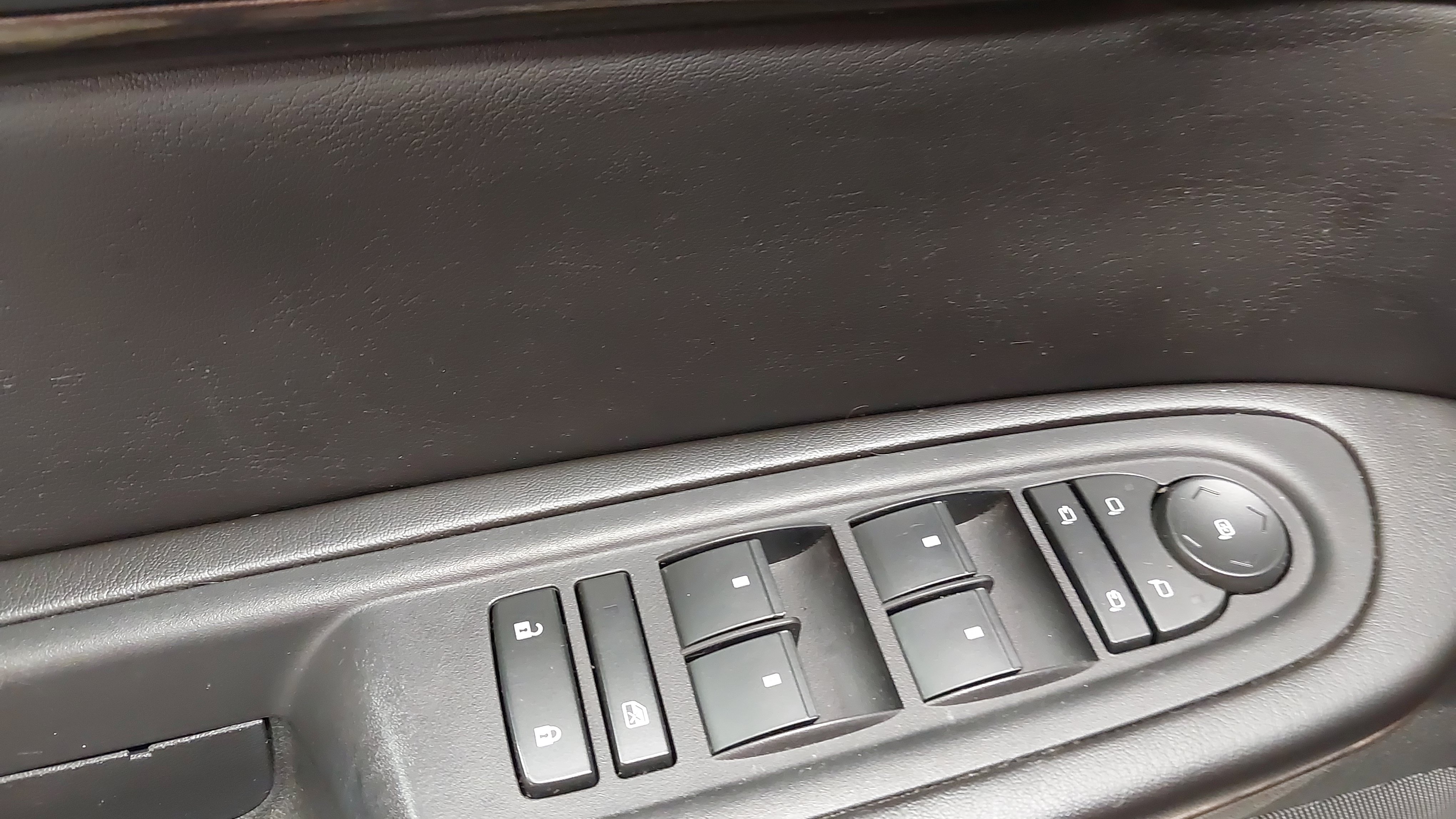 Used 2015 GMC Acadia Denali AWD/4WD image 25
