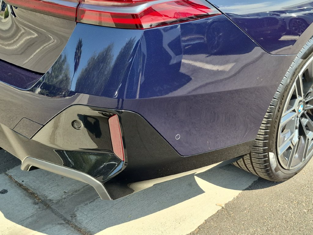 Certified 2026 BMW i5 eDrive40 w/ M Sport Package RWD image 27