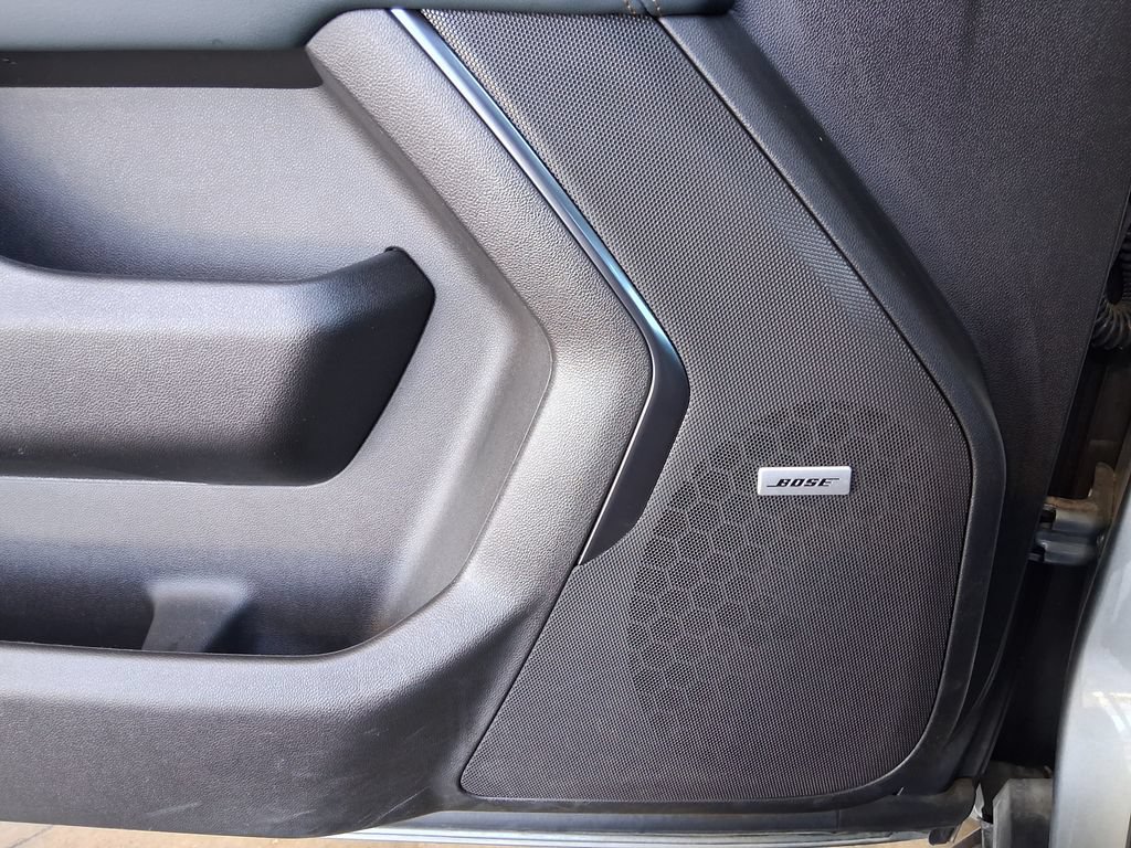 Used 2025 GMC Yukon AT4 AWD/4WD image 18
