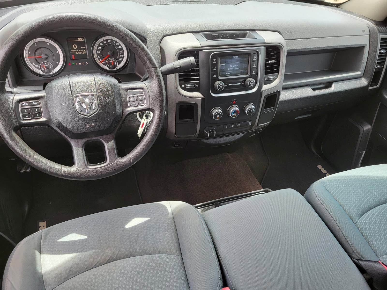 Used 2013 RAM 2500 Tradesman w/ Chrome Appearance Group RWD image 10