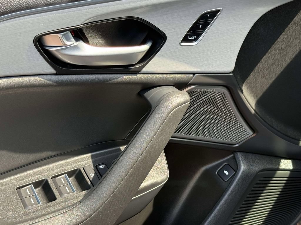 Certified 2025 Acura TLX w/ Technology Package FWD image 10