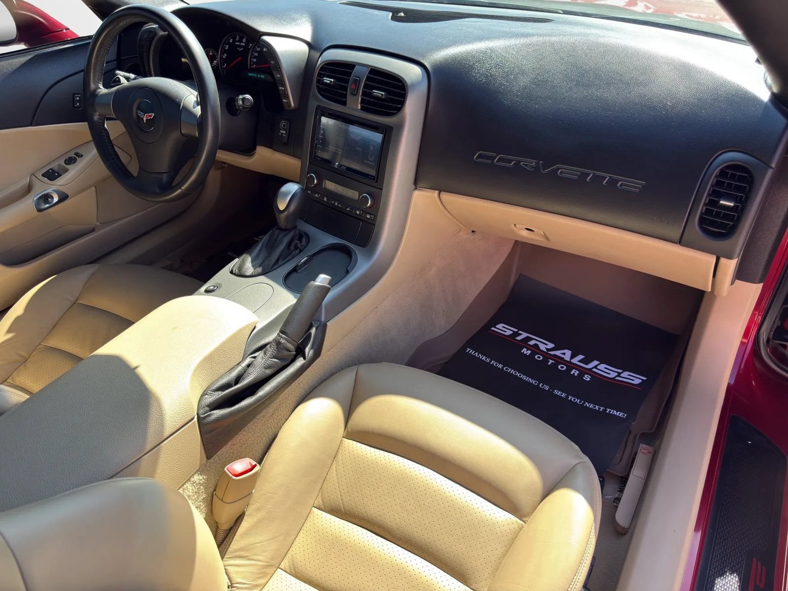 Used 2007 Chevrolet Corvette Coupe w/ Preferred Equipment Group RWD image 20