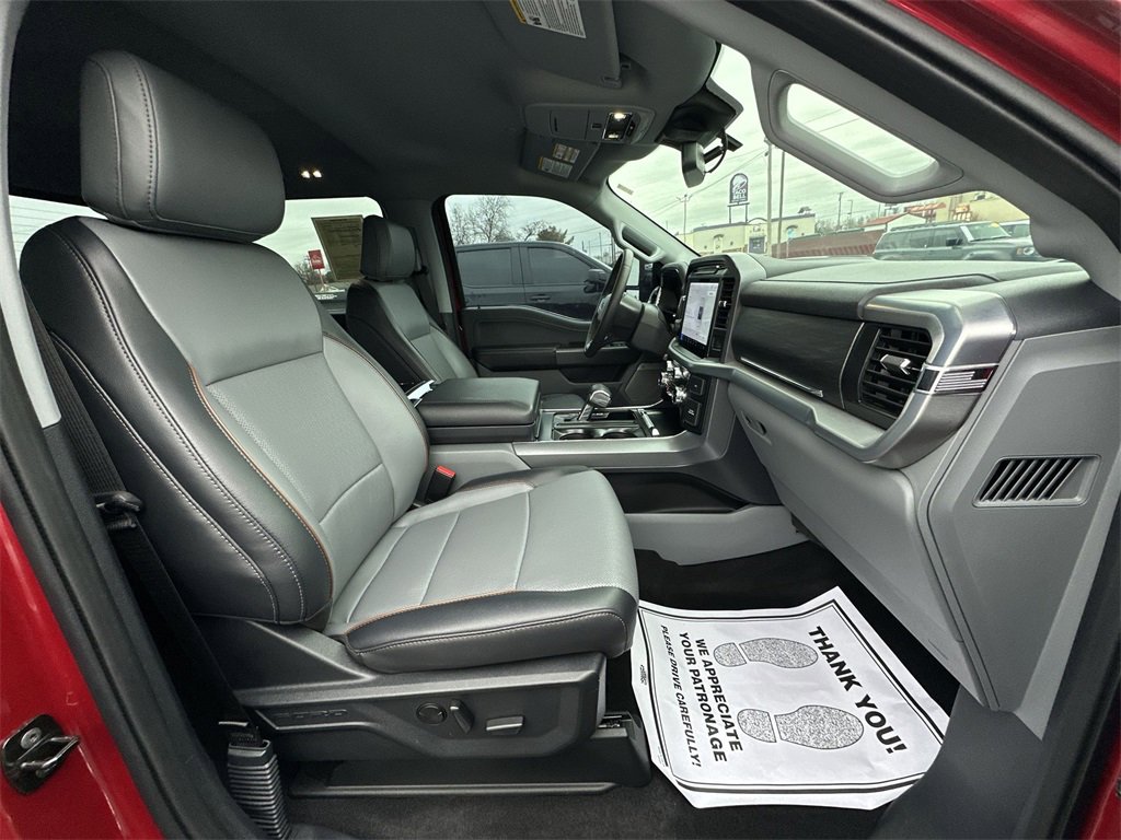 Used 2025 Ford F150 Lariat w/ Equipment Group 501A Mid image 24