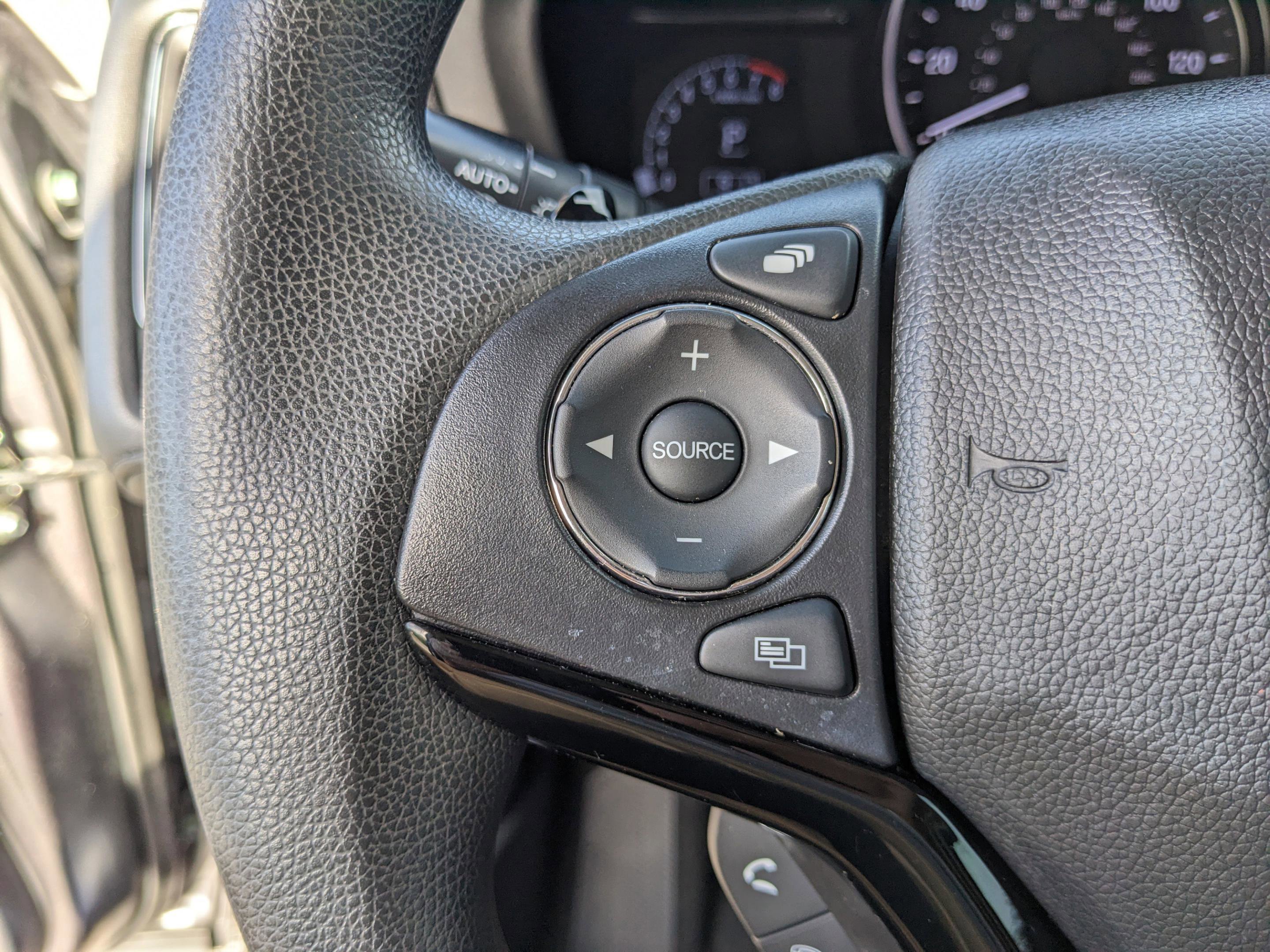 Used 2022 Honda HR-V EX image 35