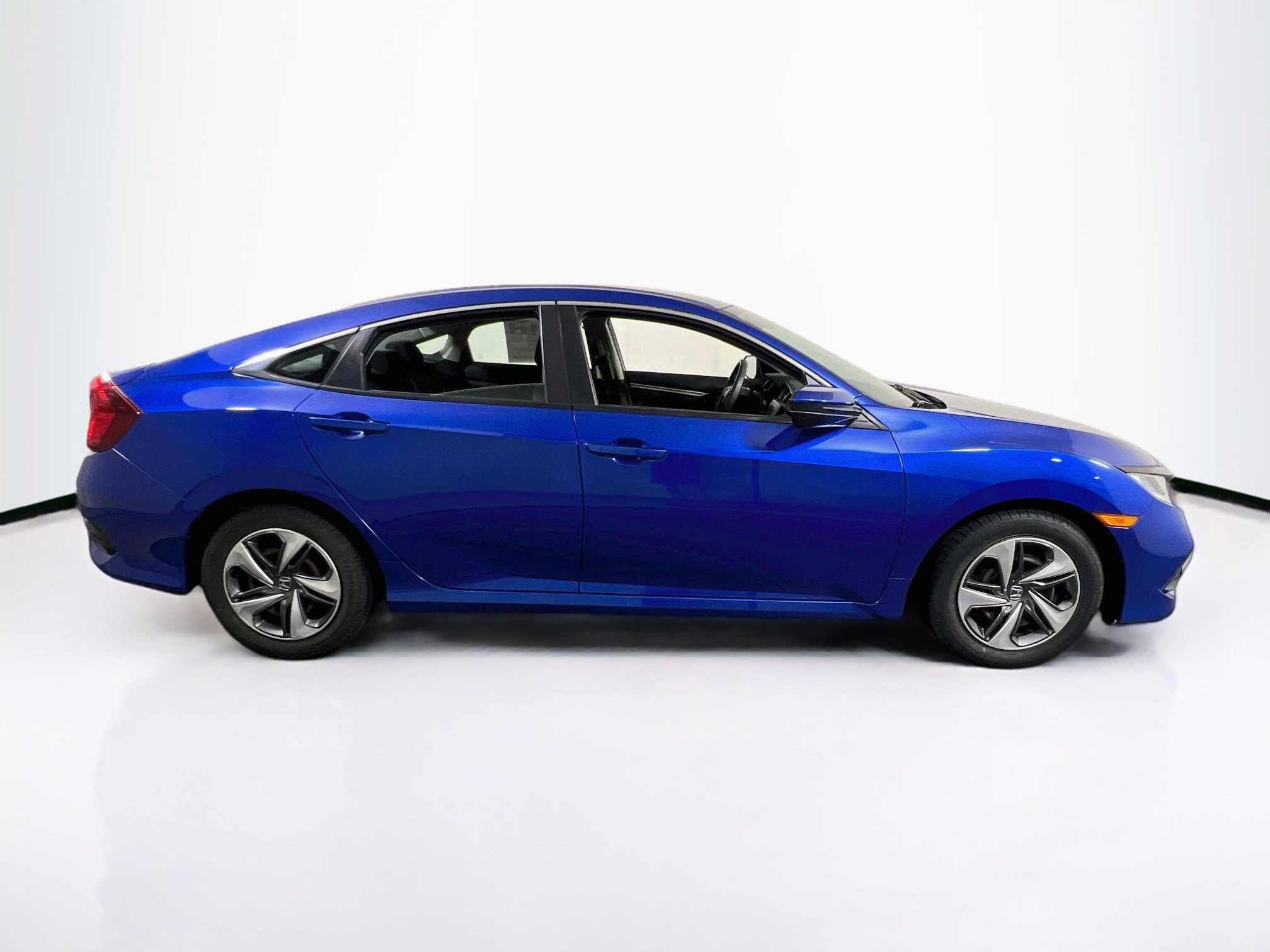 Used 2019 Honda Civic LX image 4