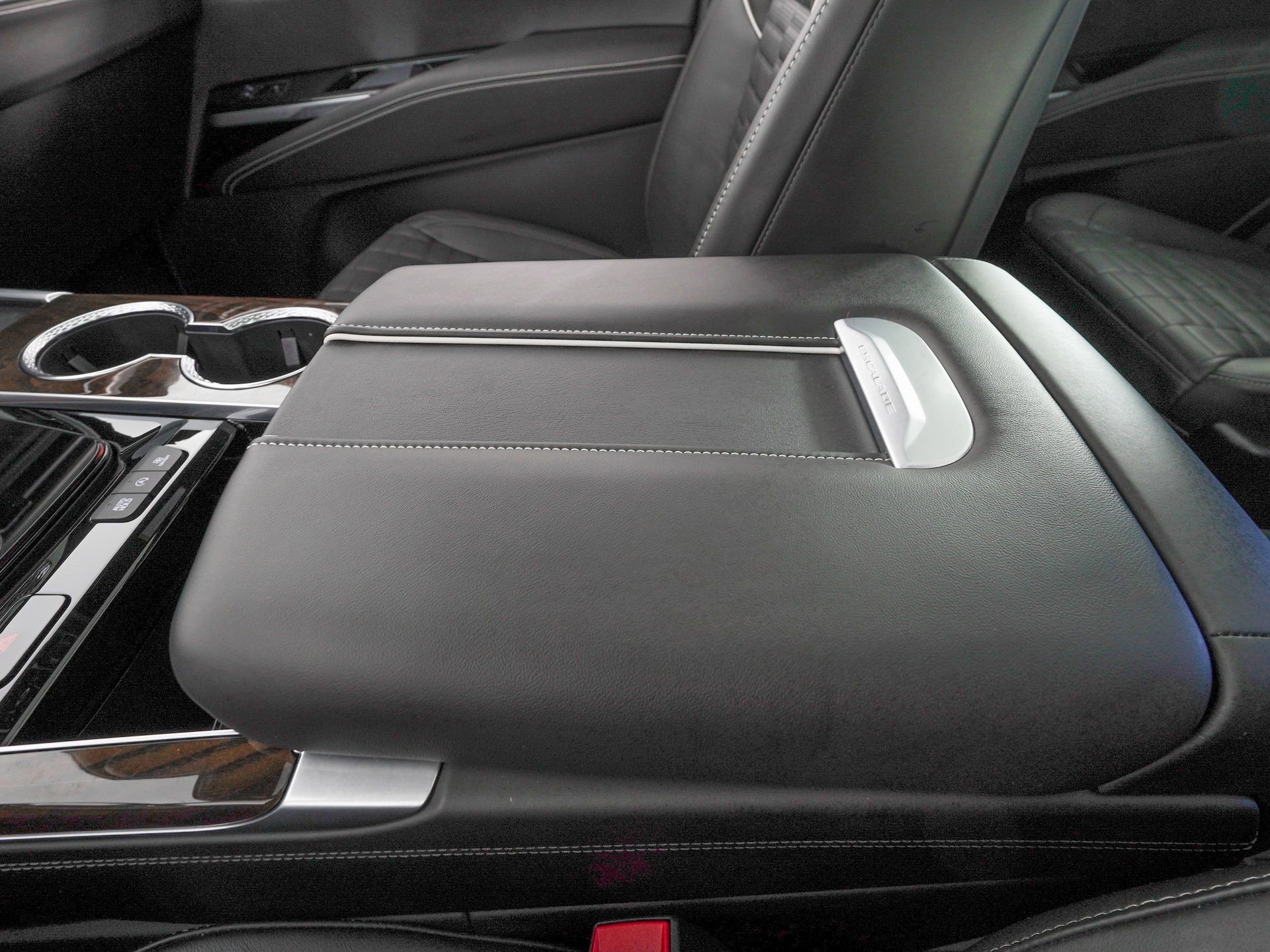 Used 2026 Cadillac Escalade Platinum Sport w/ LPO, Floor Liner Package image 32