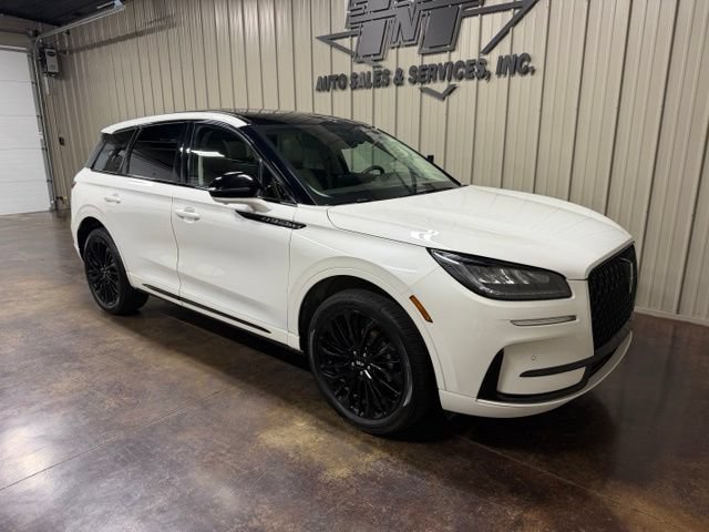Used 2024 Lincoln Corsair AWD w/ Equipment Group 101A image 6