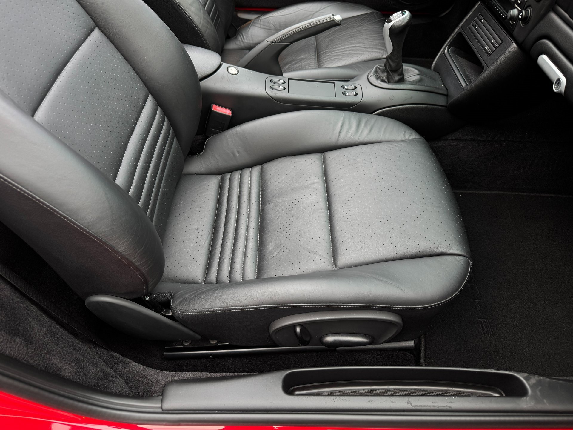 Used 2003 Porsche Boxster image 28