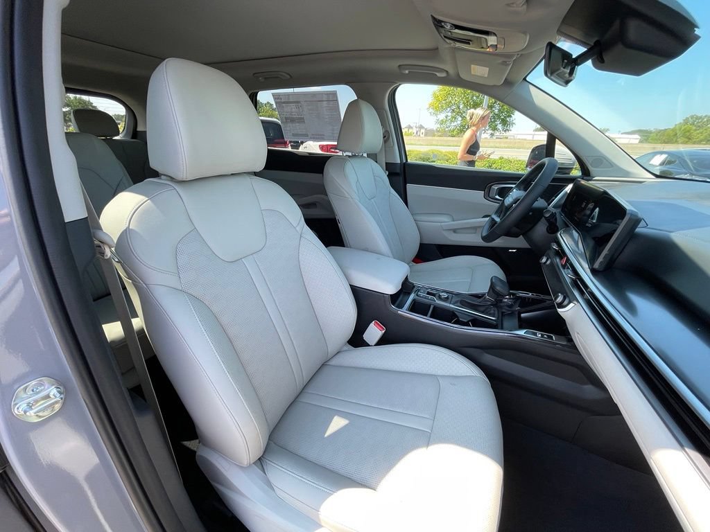New 2026 Kia Sorento EX FWD image 32
