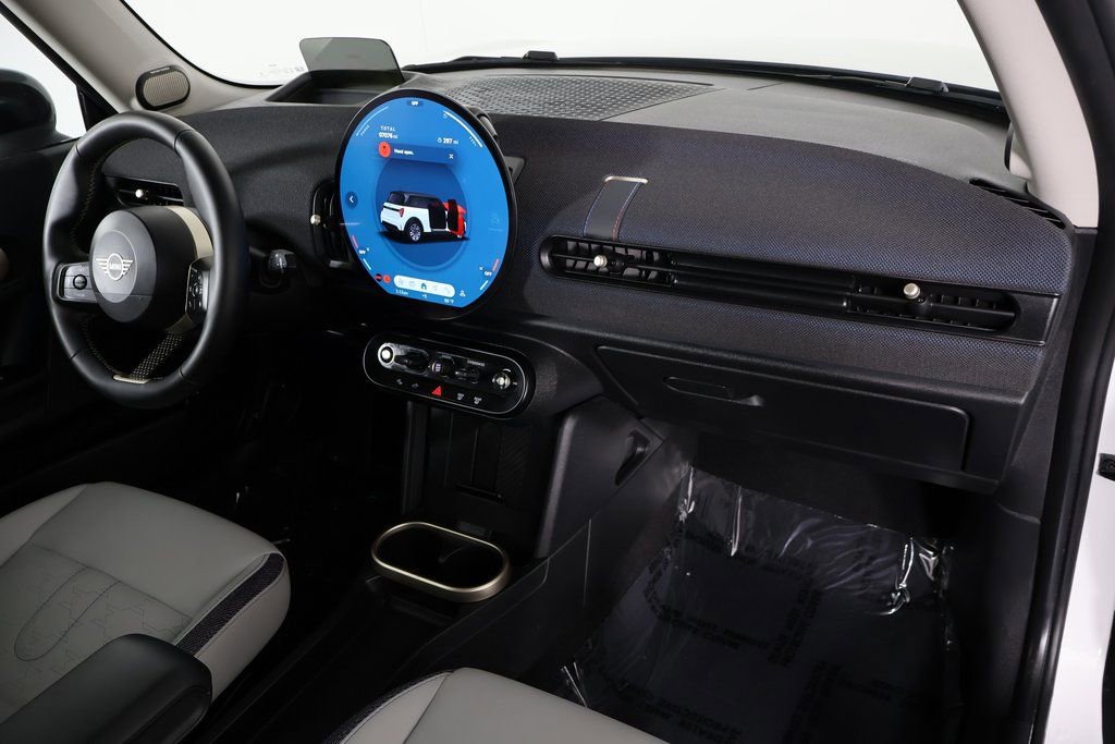 Used 2025 MINI Cooper S image 8