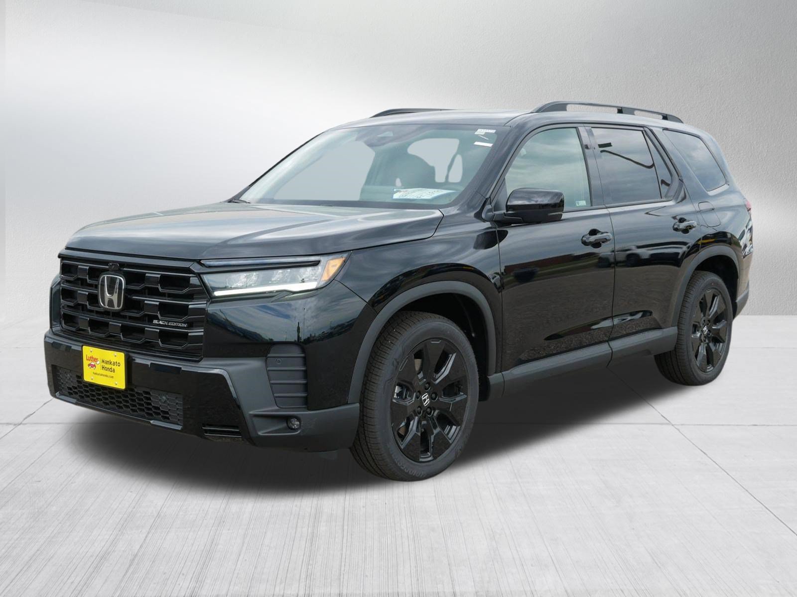 New 2026 Honda Pilot Black Edition image 2
