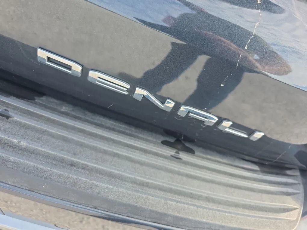 Used 2021 GMC Yukon Denali w/ LPO, Illumination Package image 31