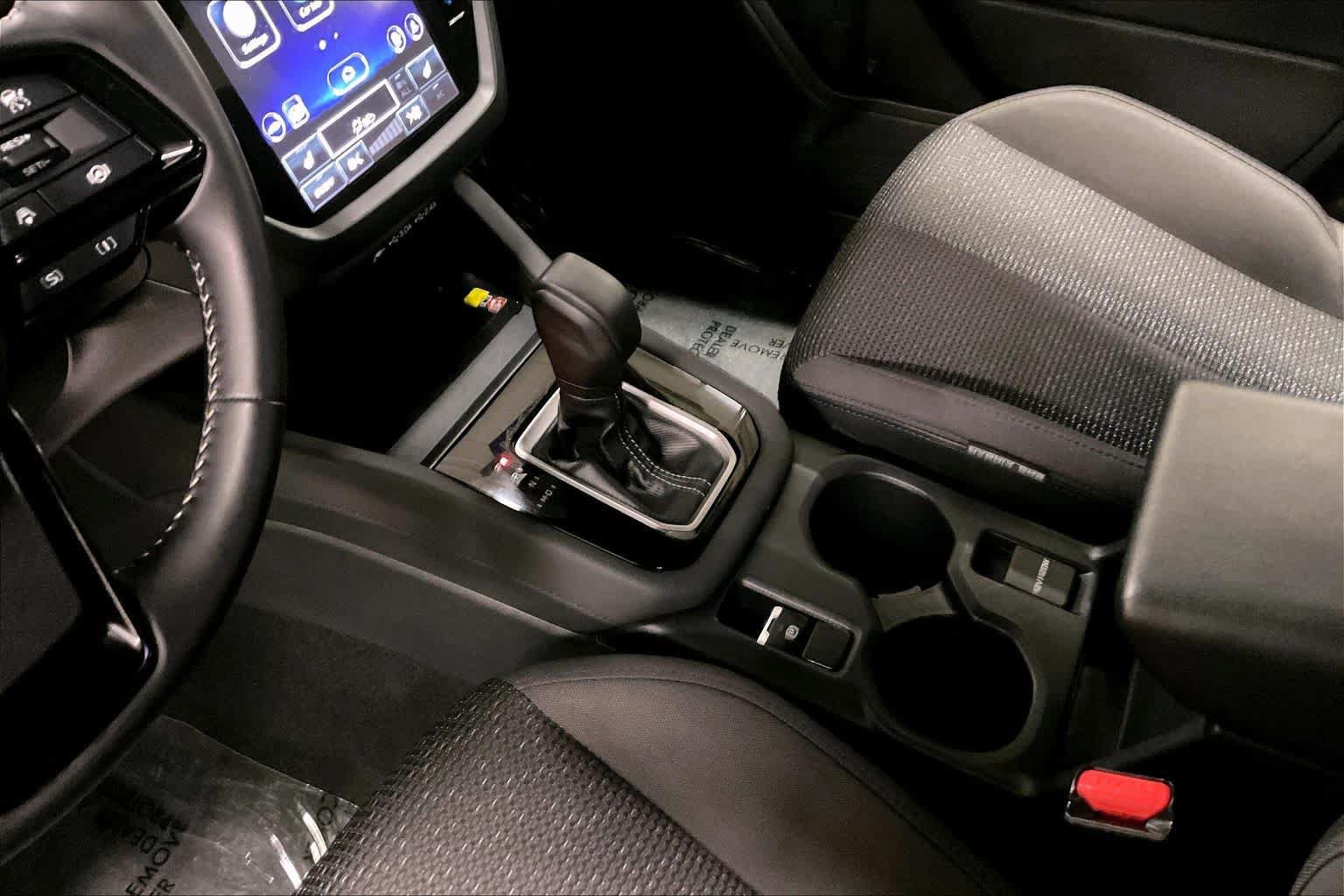 Certified 2025 Subaru Forester Premium AWD/4WD image 17