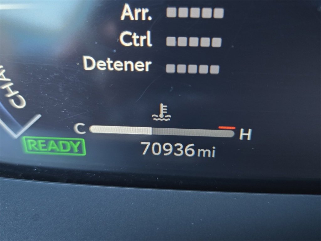 Used 2023 Toyota Crown XLE image 23