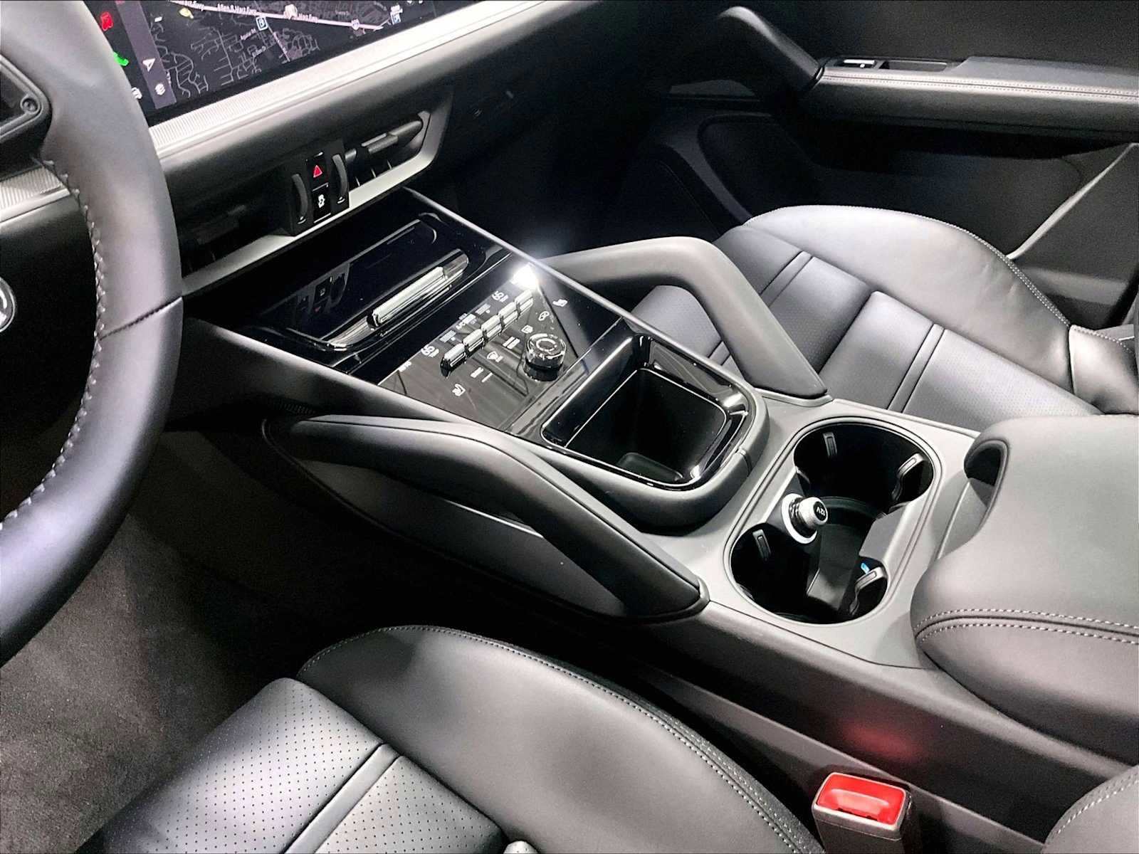 New 2026 Porsche Cayenne E-Hybrid image 17