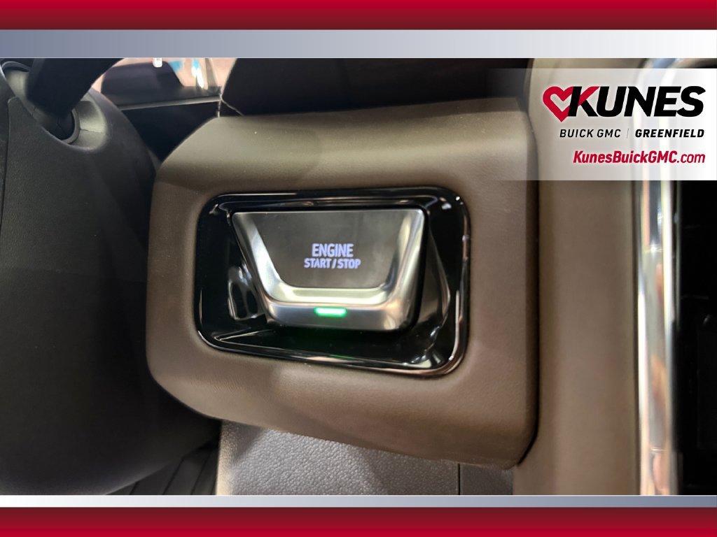 New 2026 GMC Yukon Denali Ultimate w/ LPO, Floor Liner Package AWD/4WD image 25