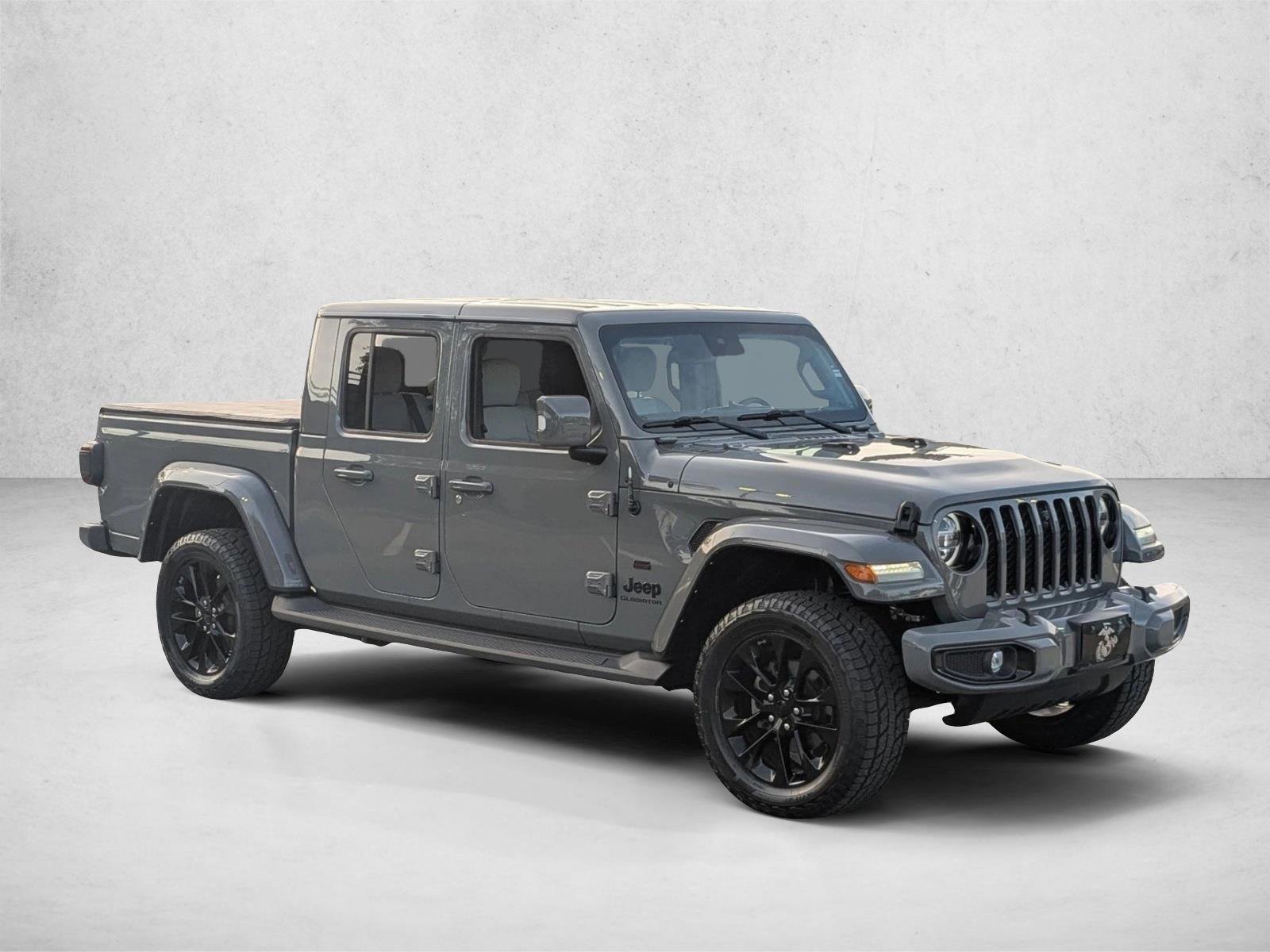 Used 2022 Jeep Gladiator Overland AWD/4WD image 3