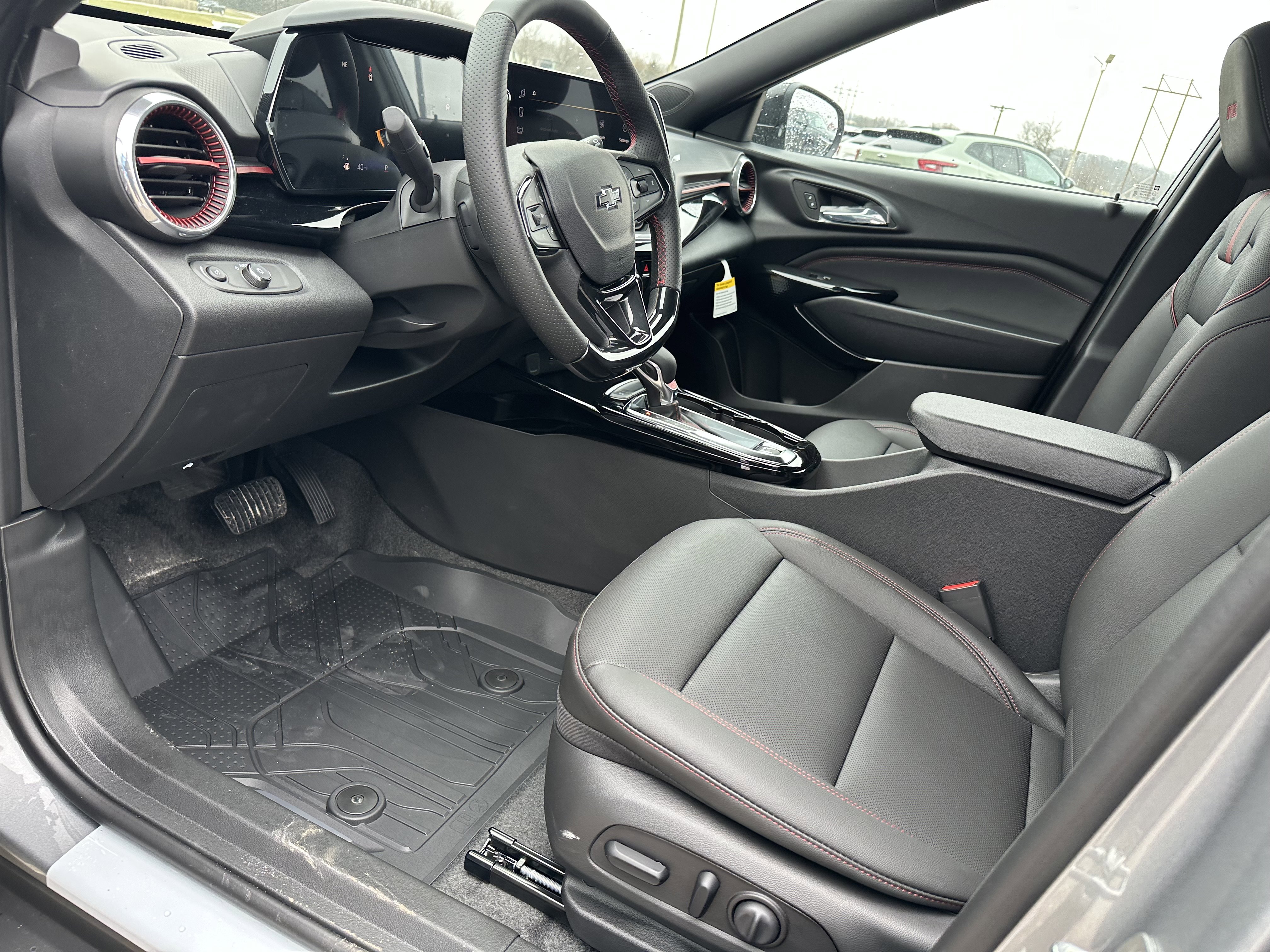 New 2026 Chevrolet Trax RS w/ Driver Confidence Package image 13