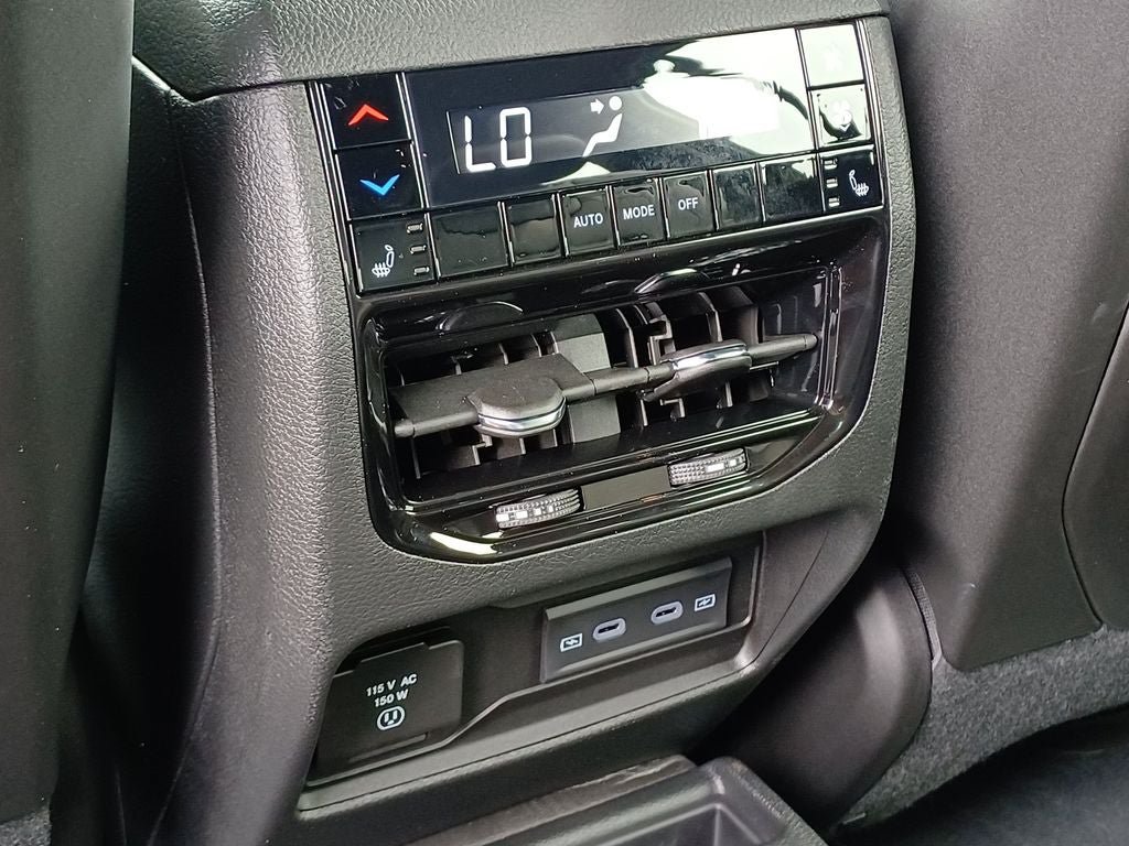 New 2026 Jeep Grand Cherokee L Limited AWD/4WD image 27