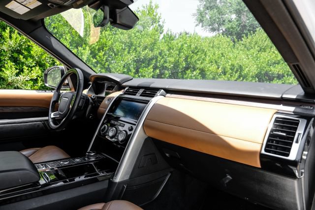 Used 2019 Land Rover Discovery HSE Luxury AWD/4WD image 15