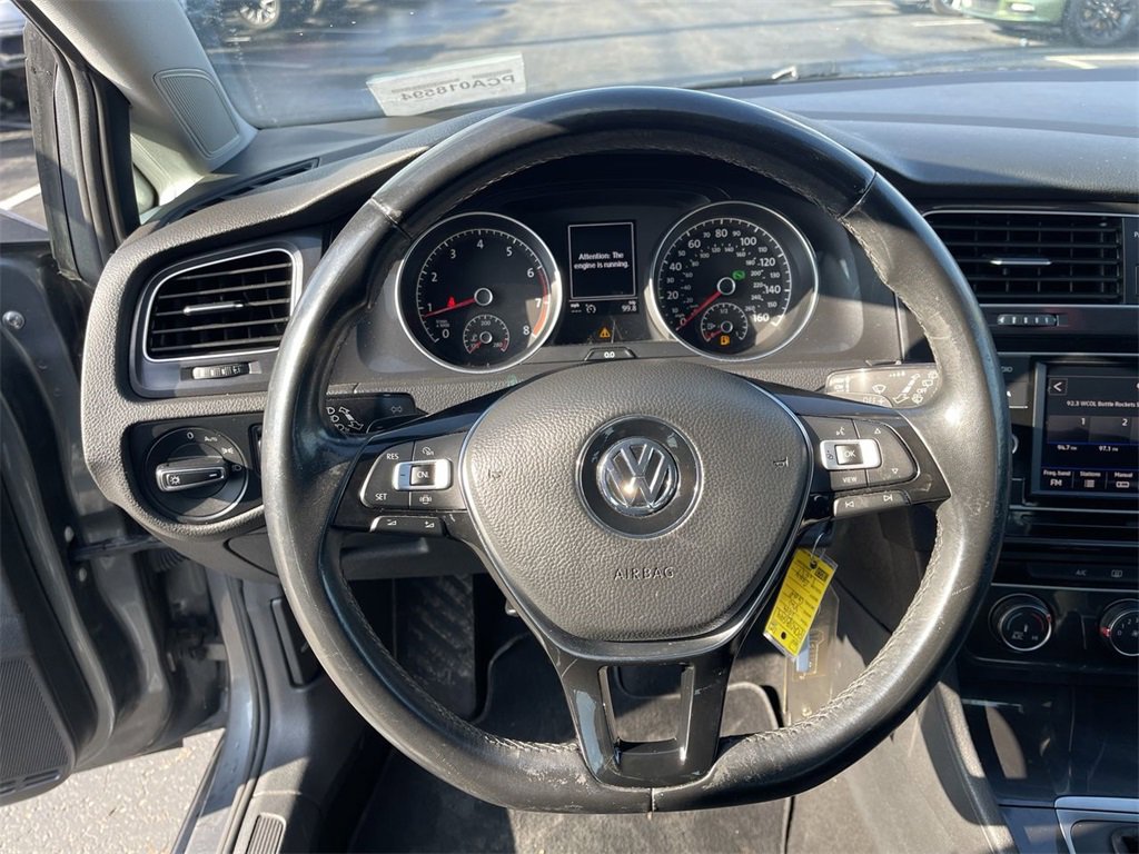 Used 2019 Volkswagen Golf S image 14