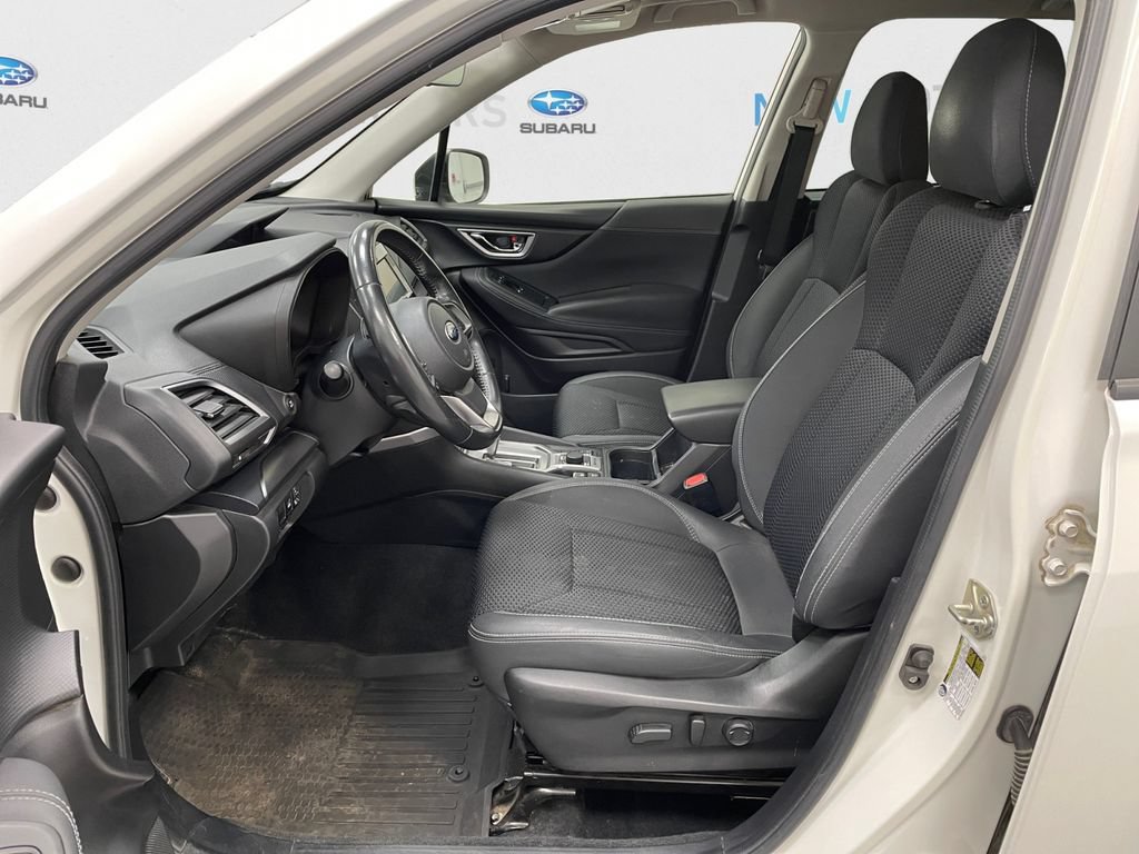 Used 2020 Subaru Forester Premium AWD/4WD image 7