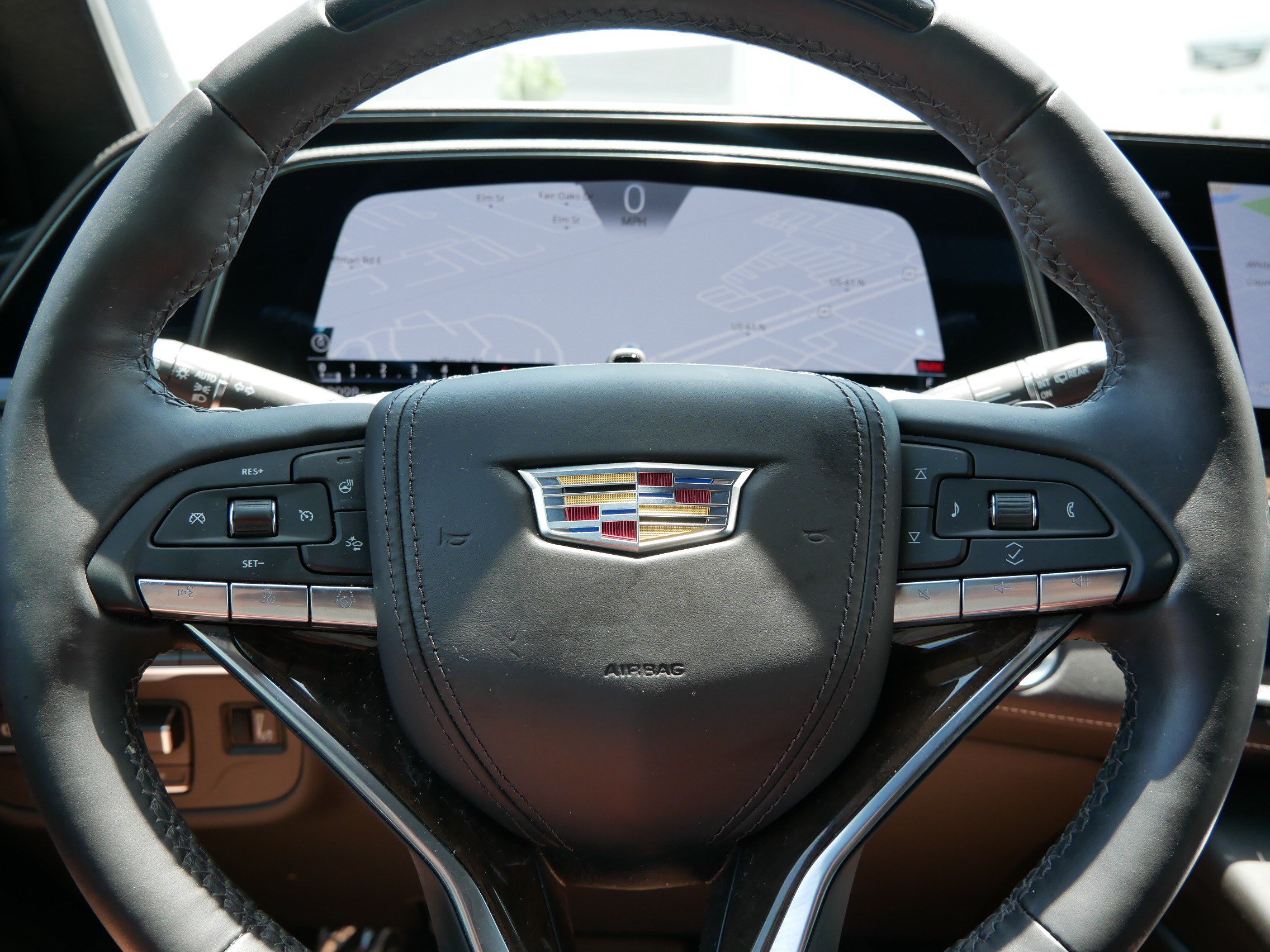 Certified 2024 Cadillac Escalade ESV Premium Luxury Platinum AWD/4WD image 26