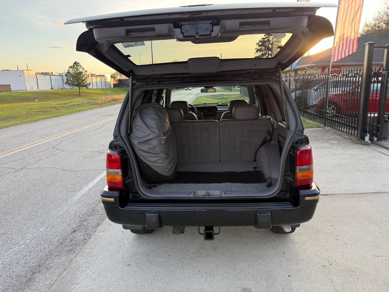 Used 1995 Jeep Grand Cherokee Limited AWD/4WD image 22