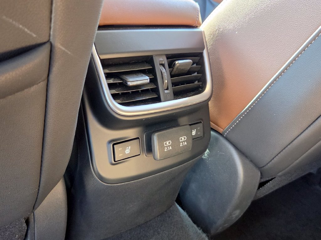 Used 2022 Subaru Outback Touring w/ Popular Package #2 AWD/4WD image 15