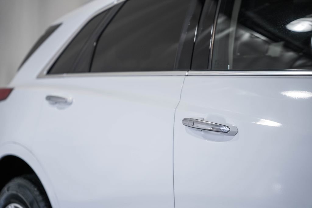 Used 2017 Cadillac XT5 Luxury image 19