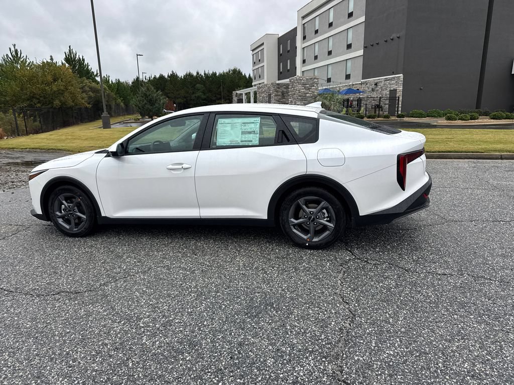 New 2025 Kia K4 FWD image 6