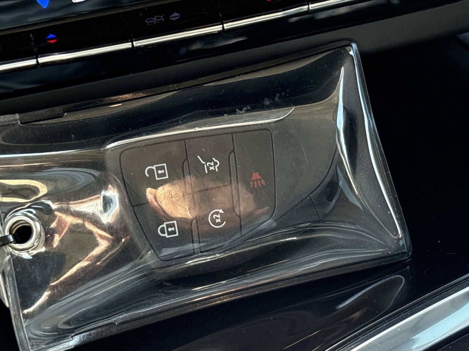Used 2023 Buick Envision Essence w/ Sport Touring Package FWD image 38