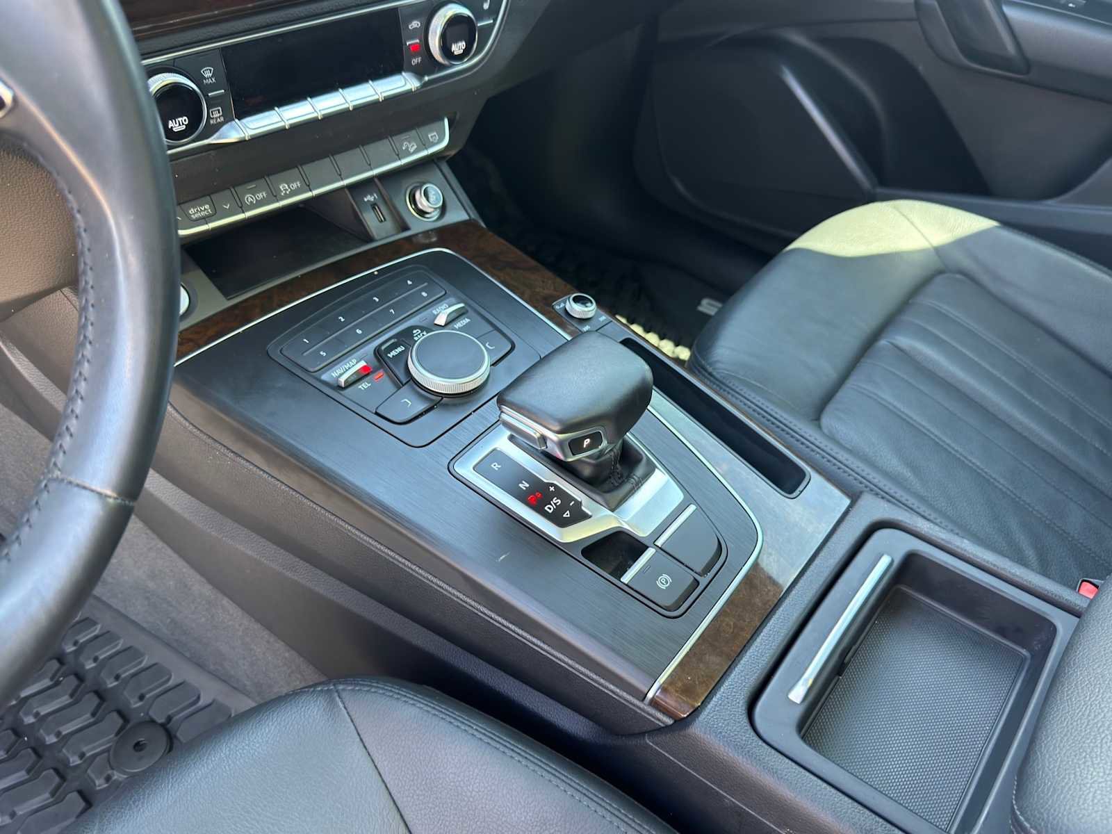 Used 2019 Audi Q5 2.0T Premium image 12
